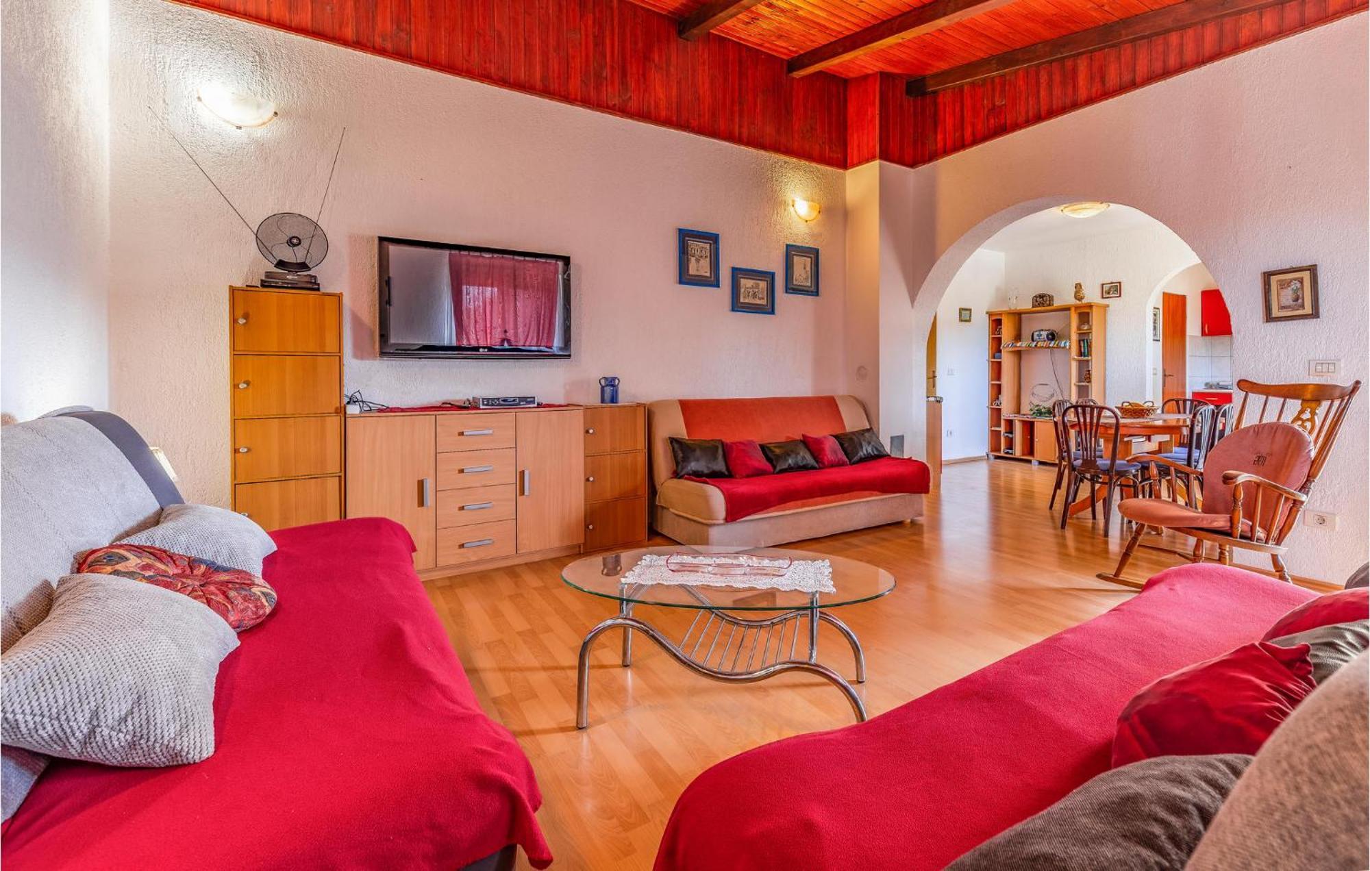 Gorgeous Apartment In Pula With Kitchen Extérieur photo